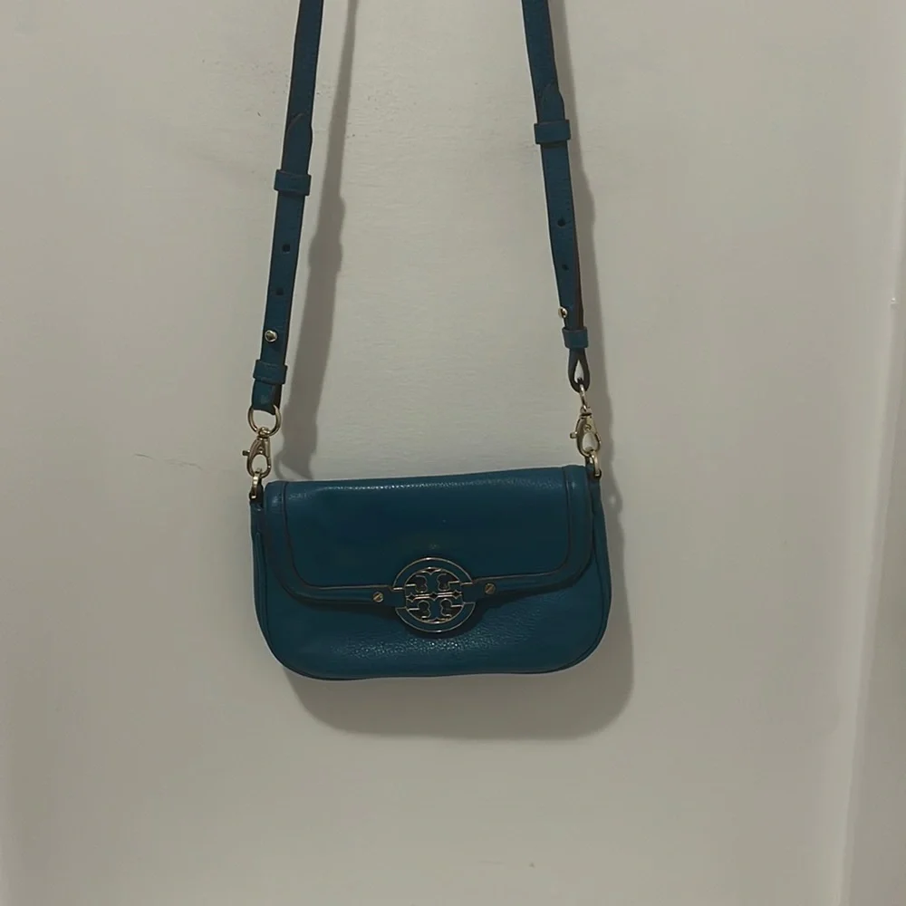 Tory Burch crossbody - Picture 1 of 4